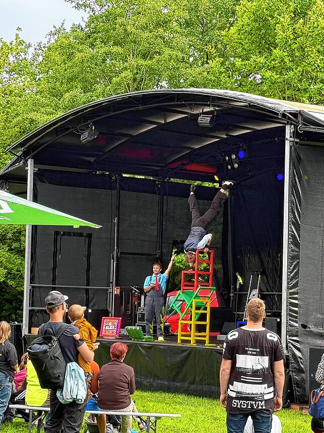 Das Clown-Duo Alex und Joschi brachte die Besucher zum Lachen.