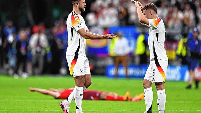 Jaaa! Niclas Füllkrug und Joshua Kimmich.