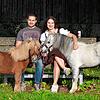 Timo Spiegel und Chiara Dufner haben den Wilmannshof in Hubertshofen erworben. Auf ein Grundstück am Ortsrand möchten sie Kindern ...