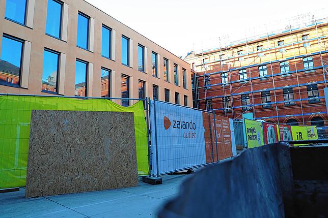 Anfang Dezember ist der Ort, an dem später das Zalando-Outlet entstehen soll, noch eine Baustelle.