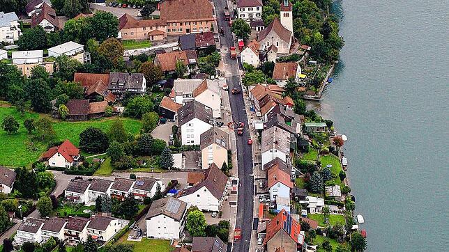 Statt in eine einzige Zone wurde der Rheinfelder Stadtteil Warmbach nun in zehn unterteilt, die verschiedene Bodenrichtwerte aufweisen. ...
