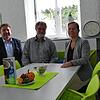 Bürgermeisterin Diana Stöcker, SAK-Geschäftsführer Jürgen Rausch und der Leiter des Amts für Jugend, Familie und Senioren, Armin ...