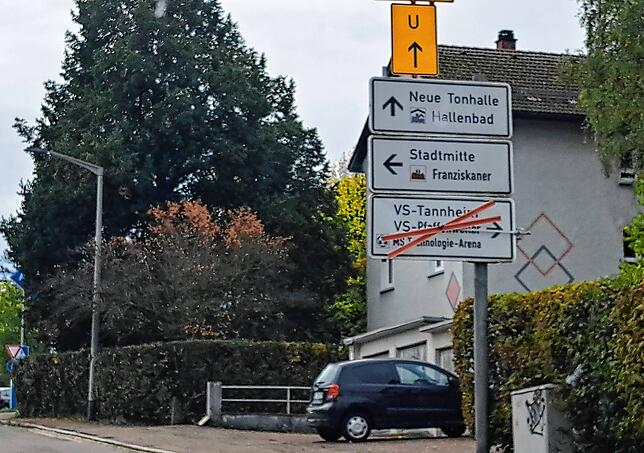 Wegen Sanierungsarbeiten an der Kuhmoosbachbrücke ist die Landstraße 181 zwischen Villingen und Pfaffenweiler bereits seit mehreren ...