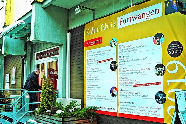 Kulturfabrik, Jacques Barthillat öffnet die Eingangstüre