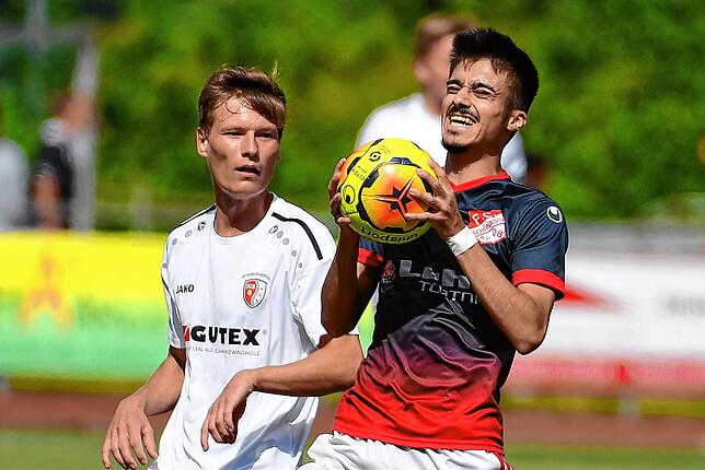 Bild 21: FC Schönau besiegt den FC Schlüchttal mit 4:1 &ndash; und wir haben die Bilder!