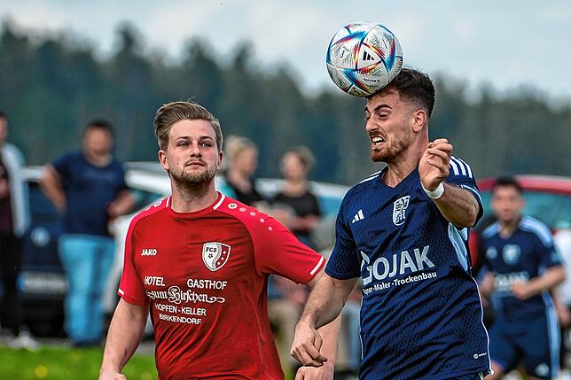 Bild 21: FC Schlüchttal gewinnt Spitzenspiel gegen SV Blau-Weiß Murg mit 2:1 &ndash; und wir haben Bilder!