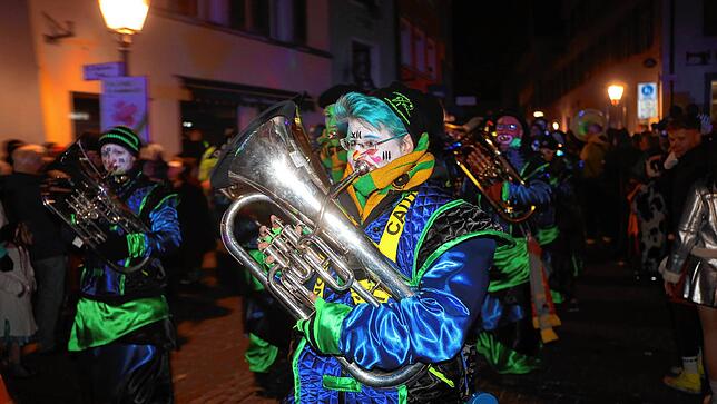 Bild 7: Schmotziger Dunschtig: Hier spielt die (Guggen-)Musik in Konstanz
