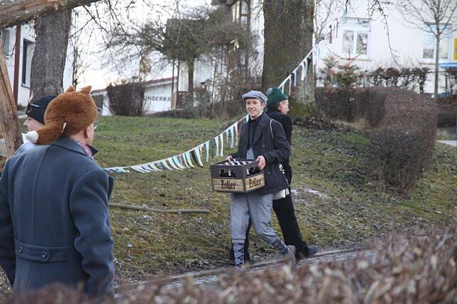 Bild 4: Schmotziger Donnerstag in Mühlingen: Unvergessliche Momente in einzigartigen Bildern!
