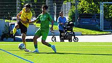 Der FC Brigachtal (Tim Burggraf, rechts) hat sich mit 2:0 gegen die SG Eintracht Neukirch-Gütenbach (Samuel Fleig) durchgesetzt.