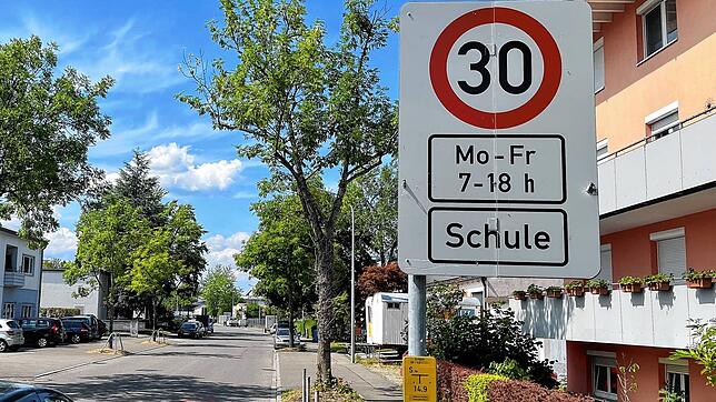 8,4 Prozent der Autofahrer, die in der Fritz-Arnold-Straße unterwegs waren, sind zu schnell gefahren. Dabei gilt hier während der ...