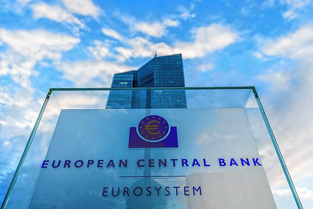 Notenbanken wie die EZB – hier zu sehen – haben sich „zum Reparaturbetrieb einer verfehlten staatlichen ...