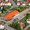 Der Lidl-Markt am Stadtwall in Stockach aus der Luft. Am Standort sollen ein Abriss und Neubau kommen. (Archivbild)