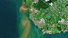 Bild : Hochwasser am Bodensee und Rhein -  So sieht das Hochwasser aus dem All aus