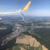 Blick aus dem Flugzeug auf Tiengen. Im Hintergrund sind Waldshut und das Kernkraftwerk Leibstadt zu sehen.