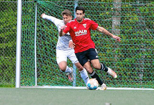 Bild 3: Bildergalerie vom Landesligaduell zwischen FC Überlingen und FV Walbertsweiler-Rengetsweiler
