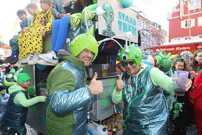 Bild 13: Konstanzer Straßenfasnacht 2025: Wenn die Altstadt zur Partyzone wird - Hier die schönsten Bilder!