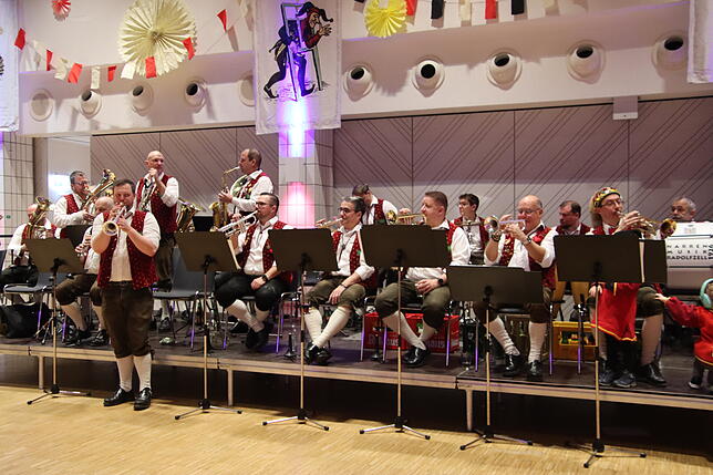 Bild 7: Die besten Fotos vom Hanselegruppe Kinderball: Ein magischer Abend für Kinder!