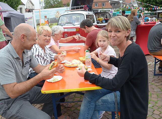 Bild 10: Bilder vom Markdorfer &bdquo;Street-Food-Markt&ldquo; auf dem Marktplatz