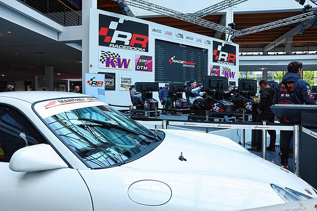 Bild 28: Bilder vom Eröffnungstag der Tuning World Bodensee!