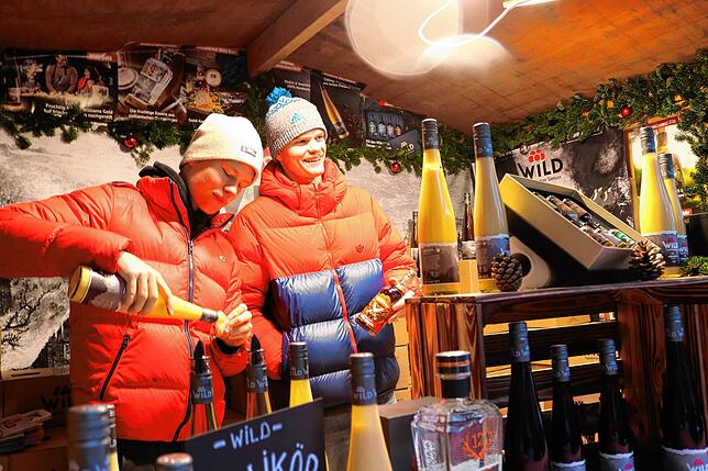 Bild 19: Besucheransturm auf dem Weihnachtsmarkt in der Ravennaschlucht