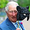 Kuckuck, wer bin ich? Der britische Prinz Charles bei einem tierischen Maskenball.