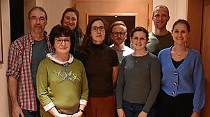 Die Kandidatinnen und Kandidaten der BDU Tennenbronn stellen sich zum Gruppenbild auf. Im Bild von links Reinhard Günter, Monika ...
