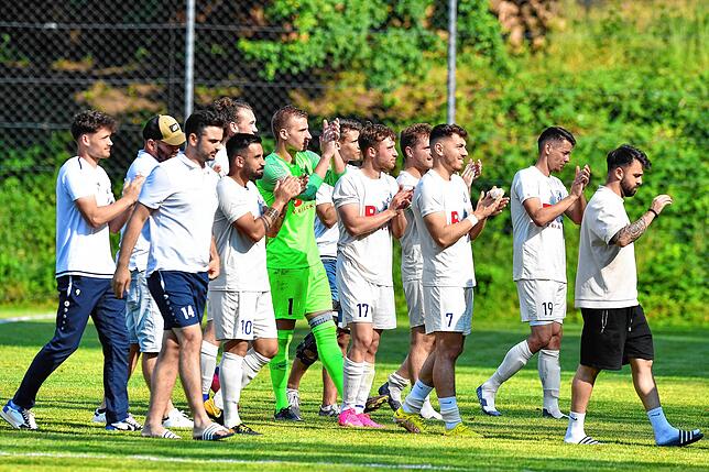 Bild 3: FC Erzingen verliert beim SV Ballrechten-Dottingen mit 0:4 &ndash; und wir haben Bilder!
