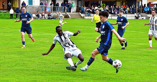 Bild 35: FC Wittlingen setzt sich mit 3:1 gegen VfB Waldshut durch – und wir haben Fotos!