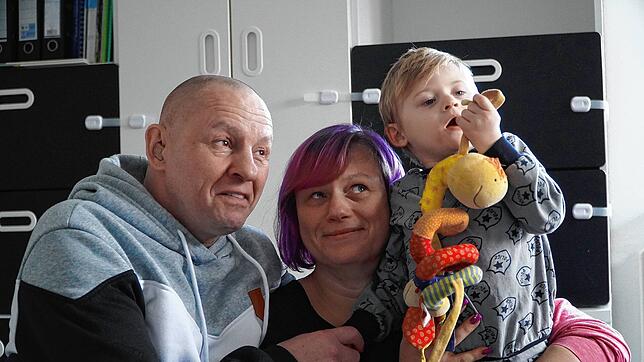 Christian und Isabella Stange aus Tengen-Beuren haben ein besonderes Kind: Jace (3) hat den Angelman-Gendefekt.