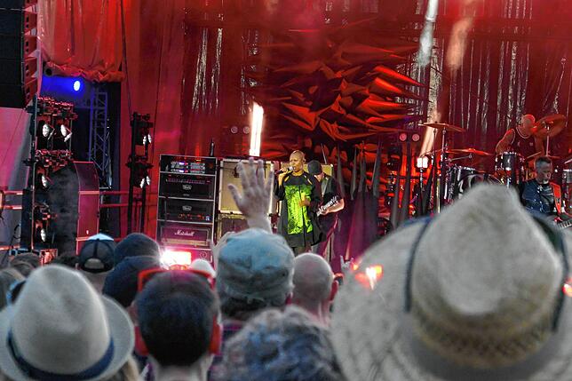 Bild 13: Markdorf Open Air: Einzigartiger Auftakt der Skunk Anansie bei den Open Air in Markdorf