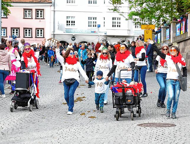 Bild 14: Reitturnier mit fulminantem Start