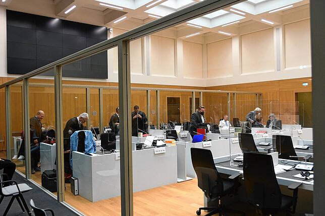 Blick in den Sitzungssaal des Oberlandesgerichts Stuttgart-Stammheim.
