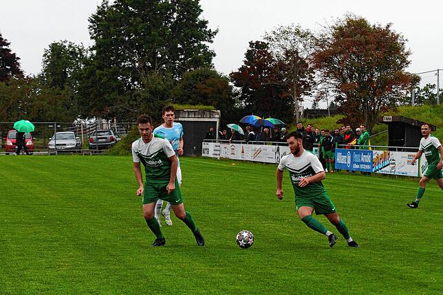 Bild 18: SV Waldhaus bezwingt den SV Obersäckingen mit 4:0 &ndash; und wir haben Bilder!