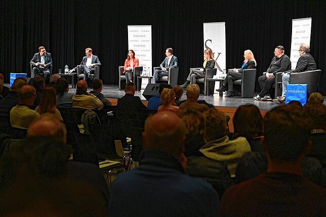 Bild 18: Podiumsdiskussion zur Bundestagswahl: Bilder aus der SÜDKURIER-Wahlarena in der Stadthalle Waldshut