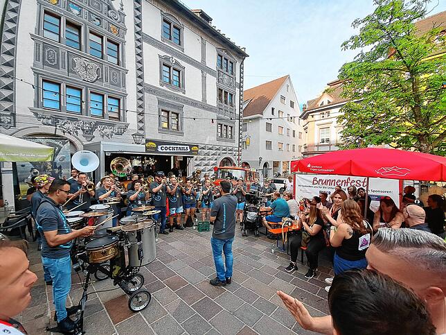 Das erste Brunnenfest in Engen kam so gut an, dass es im nächsten Jahr eine zweite Auflage des von Vereinen veranstalteten Fests geben soll.