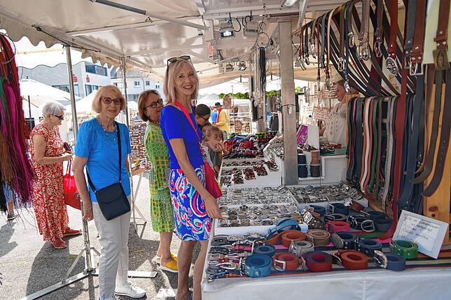 Bild 24: Bunte Vielfalt auf dem Marktplatz