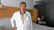 Prof. Dr. Roman Huber, Ärztlicher Direktor des Klinikums Friedrichshafen. Er mahnt, dass wegen Corona-Erkrankten andere Patienten auf ...