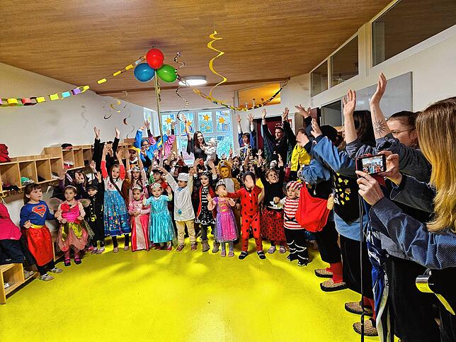 Bild 11: Bilder von Schülerbefreiung und &bdquo;Bettle go&ldquo; in Horheim