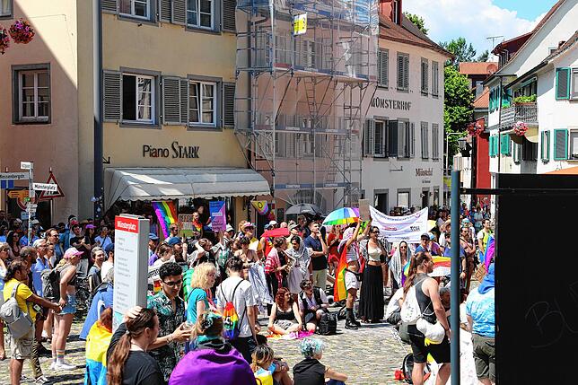 Bild 20: Ein bunter Protestzug zieht durch Konstanz und Kreuzlingen