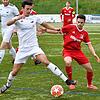 Punktegarant: Semih Kilic (links auf dem Archivbild gegen den Ex-Weilheimer Aggelos Mitikidis) war kurz vor Schluss für die SG FC ...