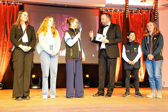Bild 16: Bilder von den Sportlerehrungen im Kursaal Überlingen