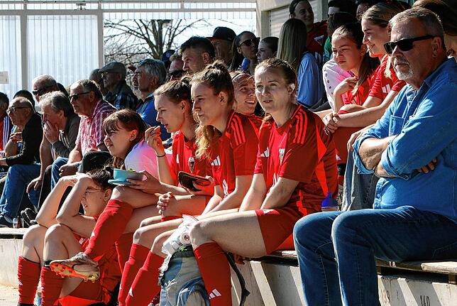 Bild 5: FC Überlingen besiegt DJK Donaueschingen mit 2:1. Wir waren mit der Kamera dabei!
