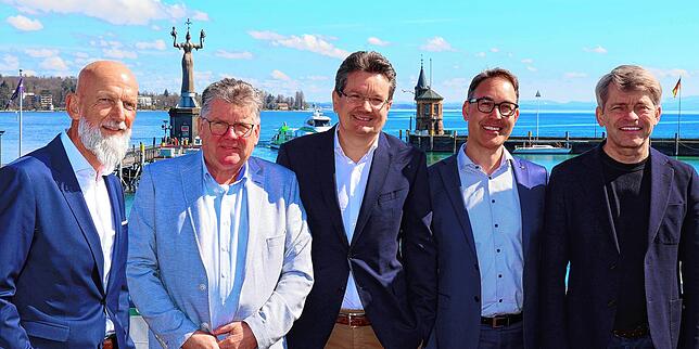 Vorfreude vor dem Saisonstart 2024 bei den Verantwortlichen der Bodensee-Schifffahrt (von links): VSU-Vorsitzender Norbert Reuter, ...