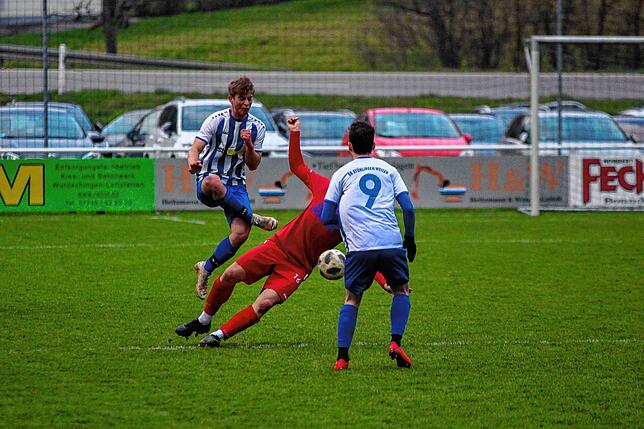 Bild 22: SG Stühlingen/Weizen II gewinnt Spitzenspiel mit 2:0 gegen SC Lauchringen – und wir haben Fotos!