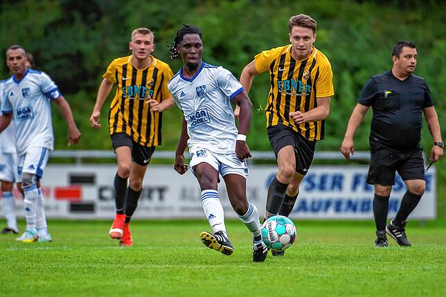 Bild 6: Reserve des SV Blau-Weiß Murg bezwingt den SV Nöggenschwiel mit 3:1 &ndash; und wir haben Bilder!