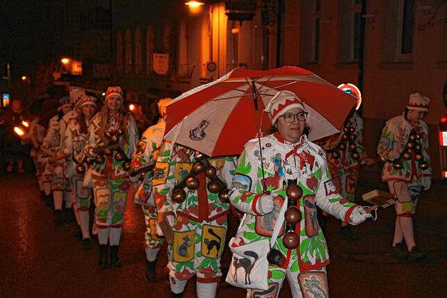 Bild 15: Fasnacht 2025: So lebendig war der Wecken in Tiengen am Schnutzigen Donnerstag - Die besten Bilder!