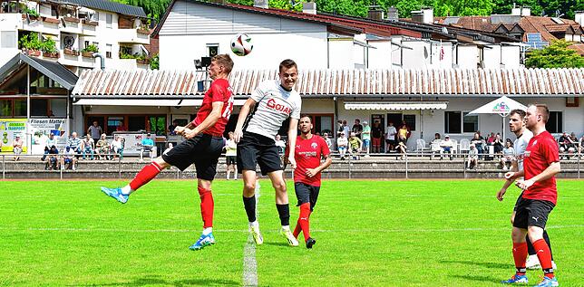Bild 14: SG FC Wehr/Brennet spielt nur 1:1 gegen FC Hochrhein – und wir haben Fotos!