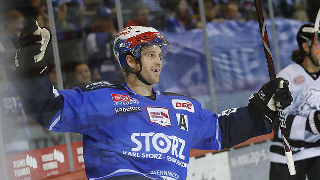 Da bin ich wieder! Angreifer Mike Blunden steht nach überstandener Verletzung wieder im Team der Wild Wings. Bild: Roger Müller