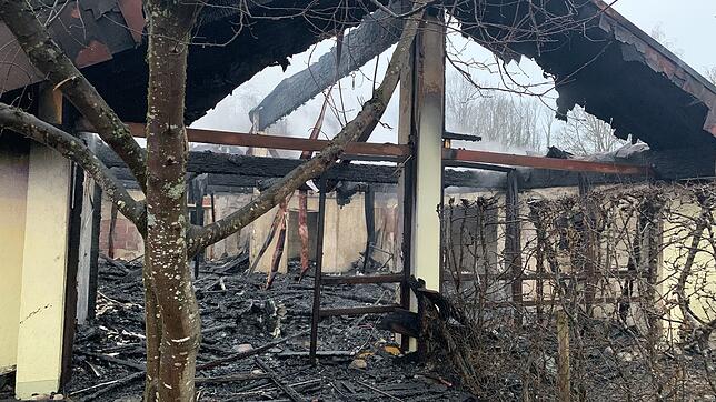Bild : Mit Videos: Millionenschaden bei Brand im Kindergarten Seeboden