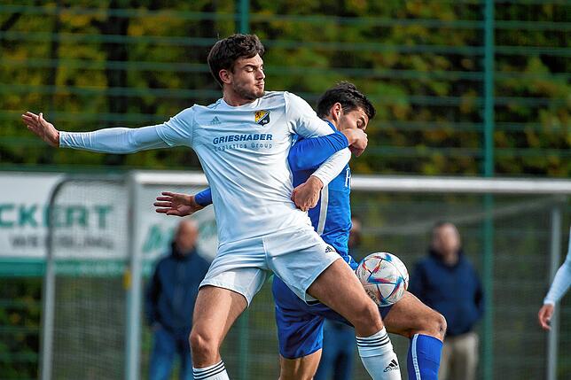 Bild 24: SV 08 Laufenburg muss sich mit 1:1 gegen SV Endingen begnügen &ndash; und wir haben Bilder!